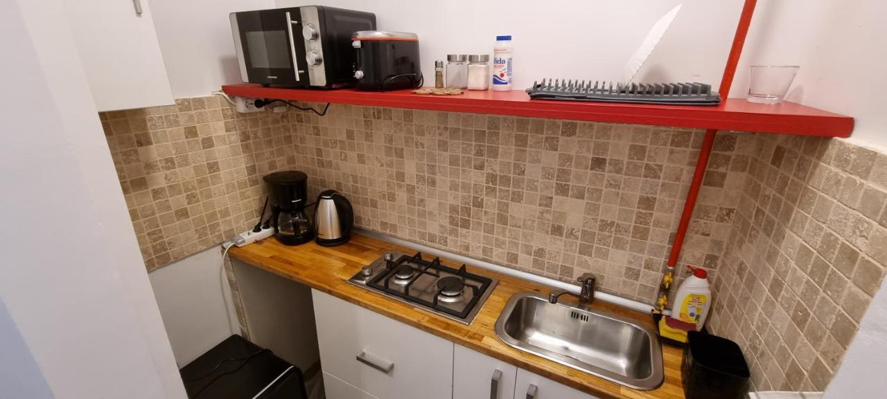 Alt Studio Lägenhet Bukarest Exteriör bild