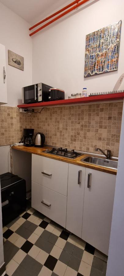 Alt Studio Lägenhet Bukarest Exteriör bild